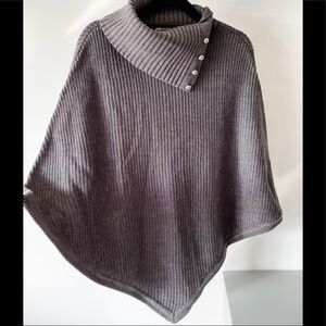Michael Kors sweater poncho size OS 🔥